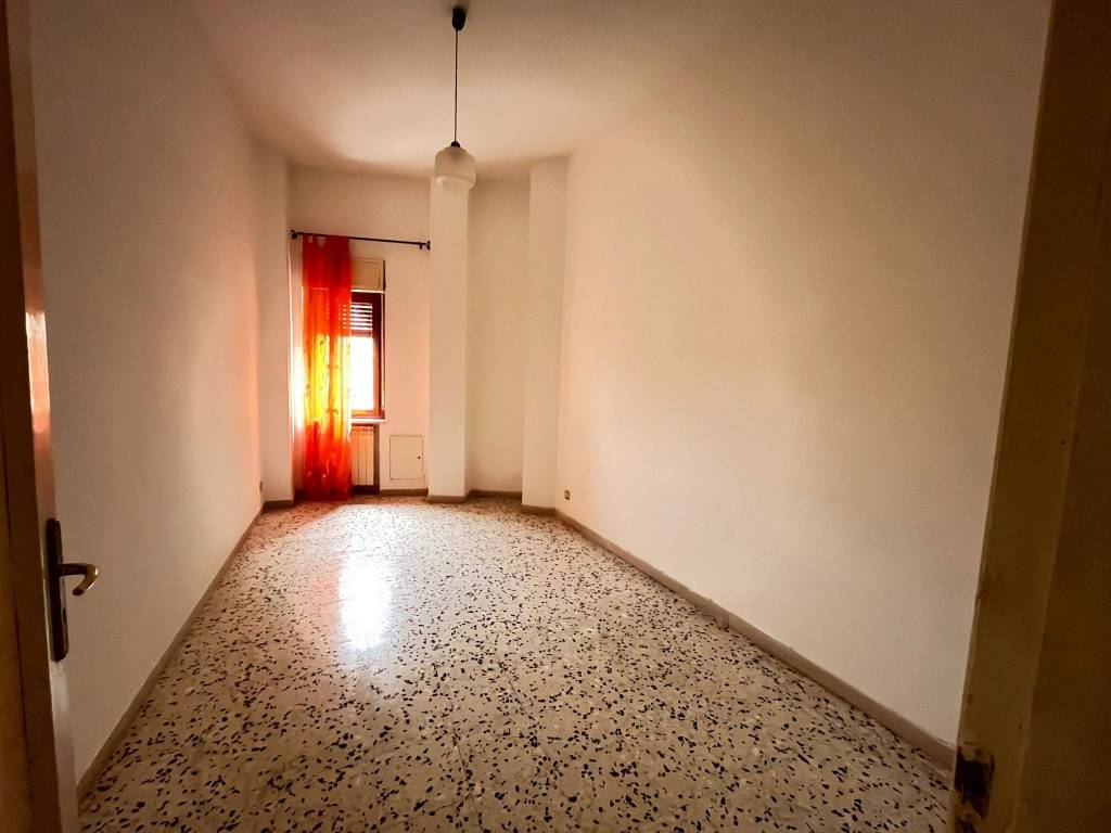 Appartamento a Catanzaro in Via Ettore Vitale - Foto 2