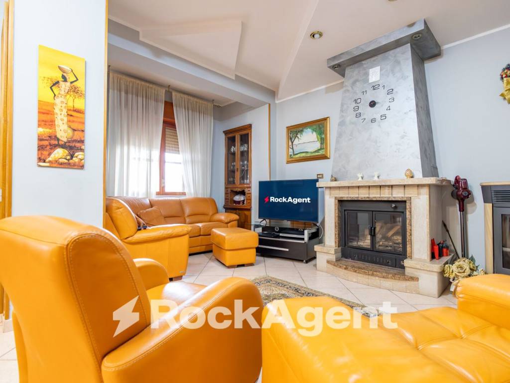 Villa a Simeri crichi in Contrada Roccani,59 - Foto 2