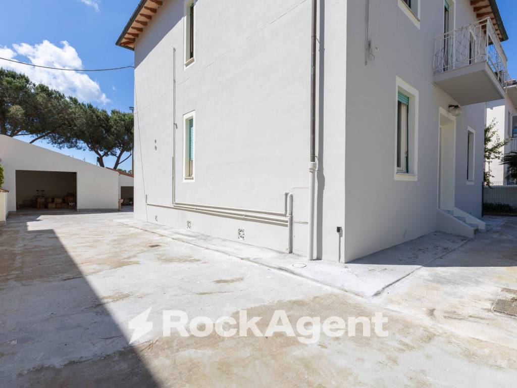 Appartamento a Livorno in Via dei Pelaghi, 47 - Foto 5