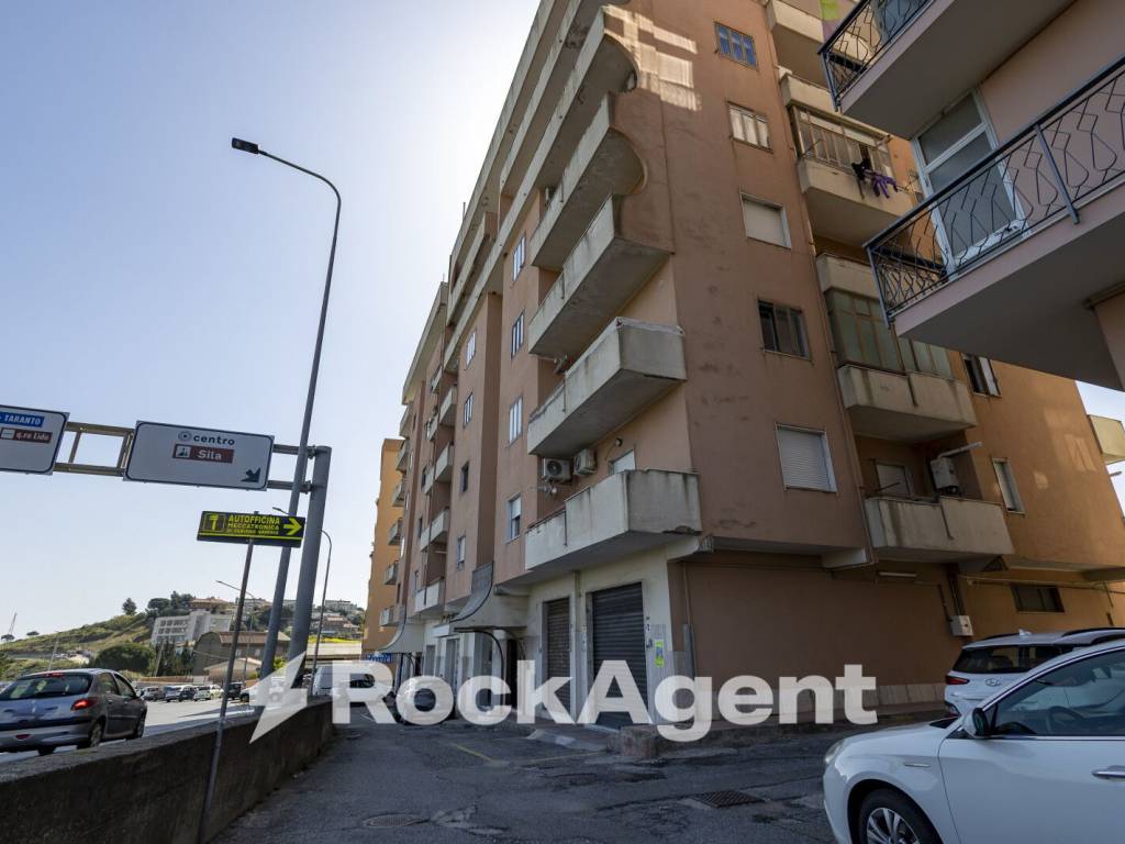 Appartamento a Catanzaro in Viale Vincenzo de Filippis, 320 - Foto 4