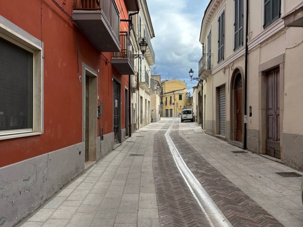 Casa indipendente a Torre de' passeri in Corso Giuseppe Mazzini, 71 - Foto 2