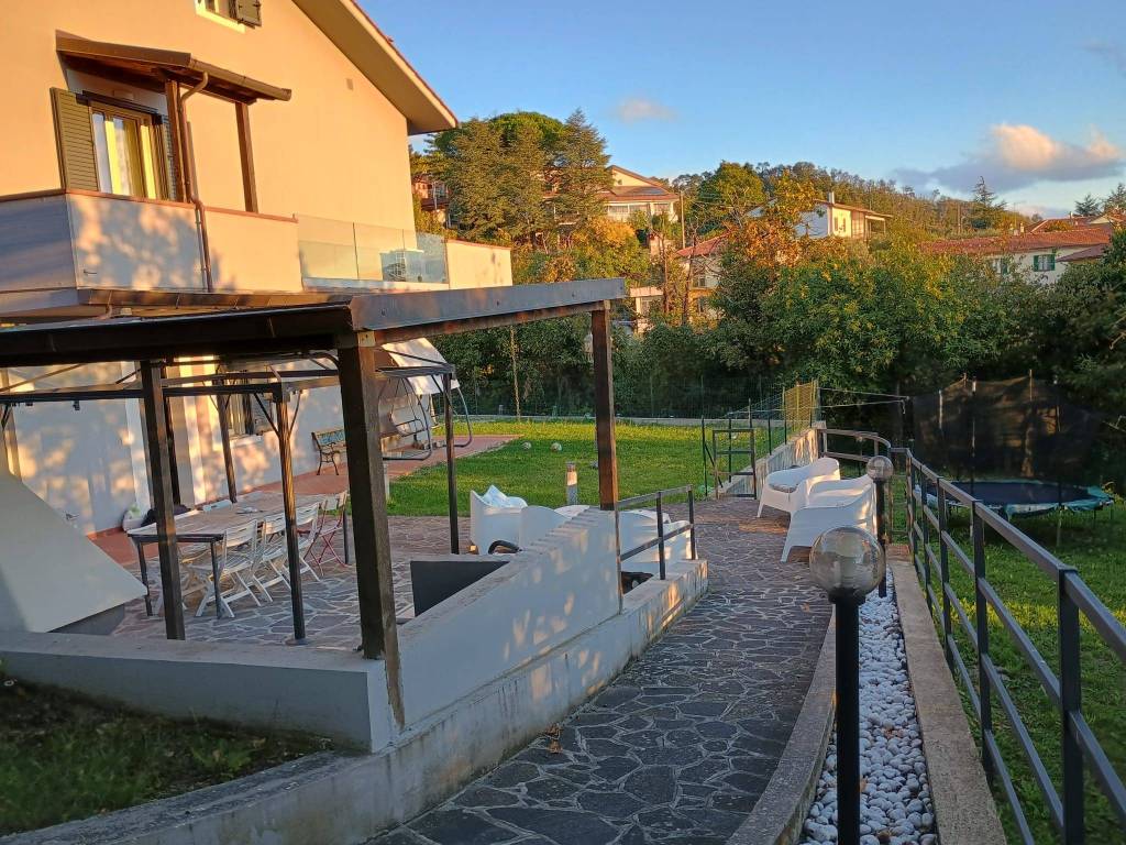 Villa a Vaiano in Via Emilio Bertini - Foto 3