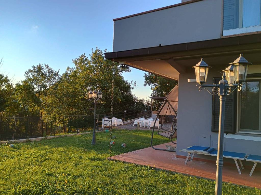 Villa a Vaiano in Via Emilio Bertini - Foto 5