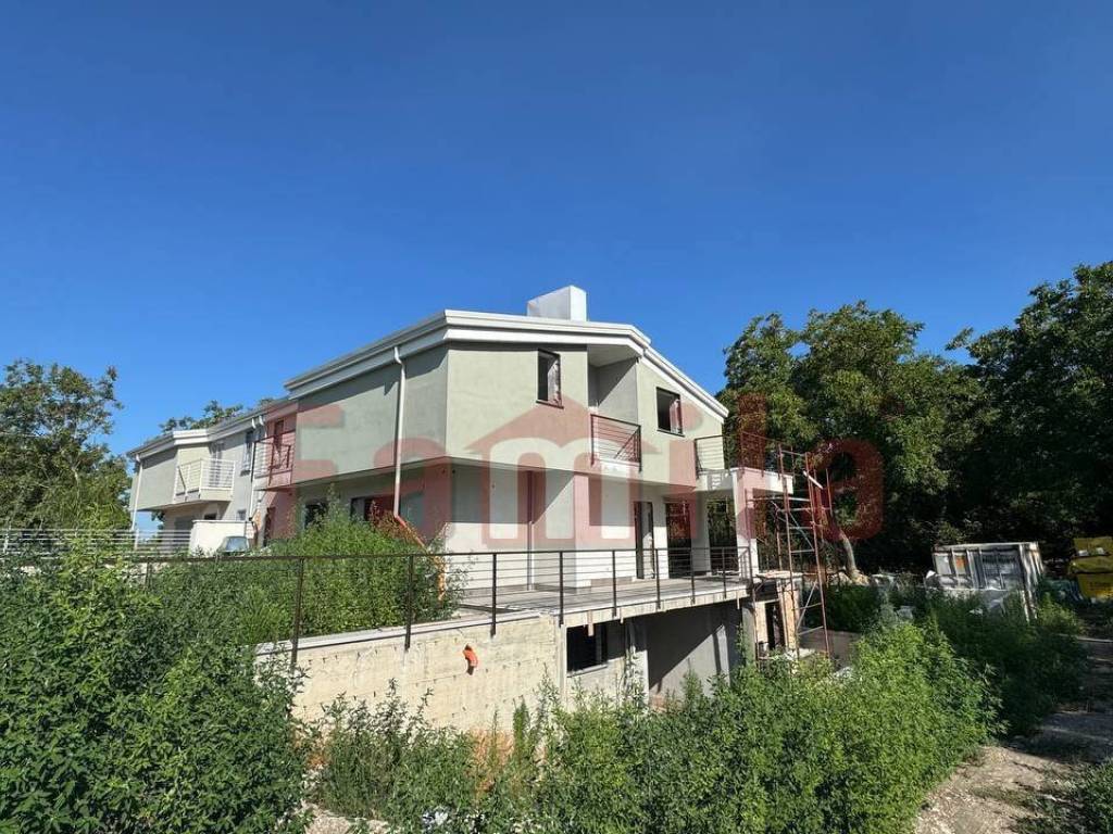 Villa a Avella in Via Tombe Romane - Foto 2