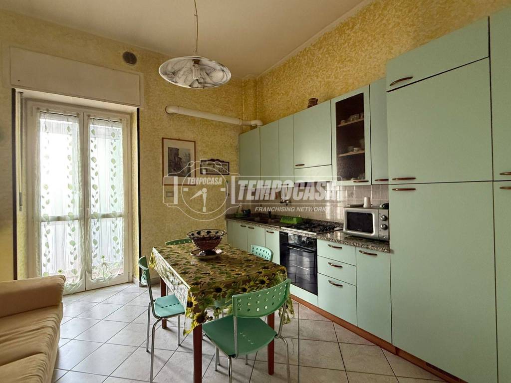 Appartamento a Asti in Via IX Reggimento Bersaglieri 2 - Foto 2