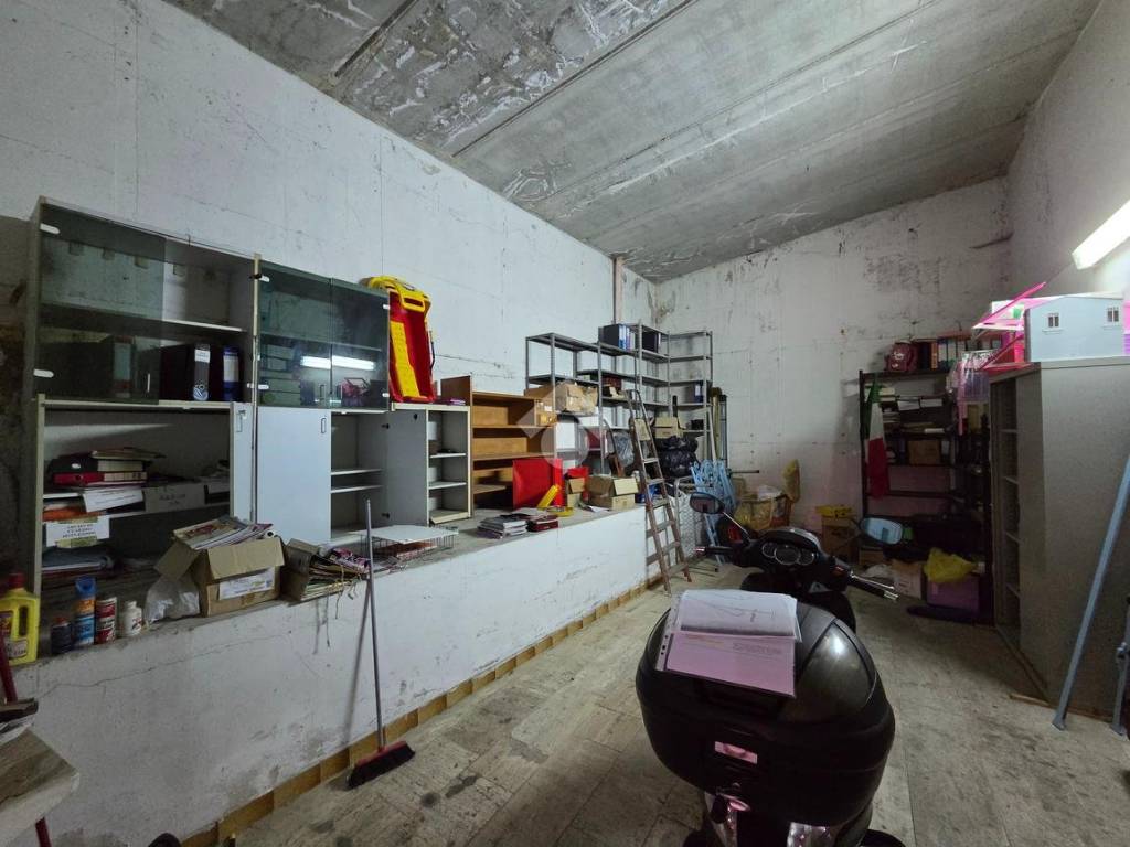 Box / garage a Ascoli piceno in Via Faiano, 5 - Foto 3
