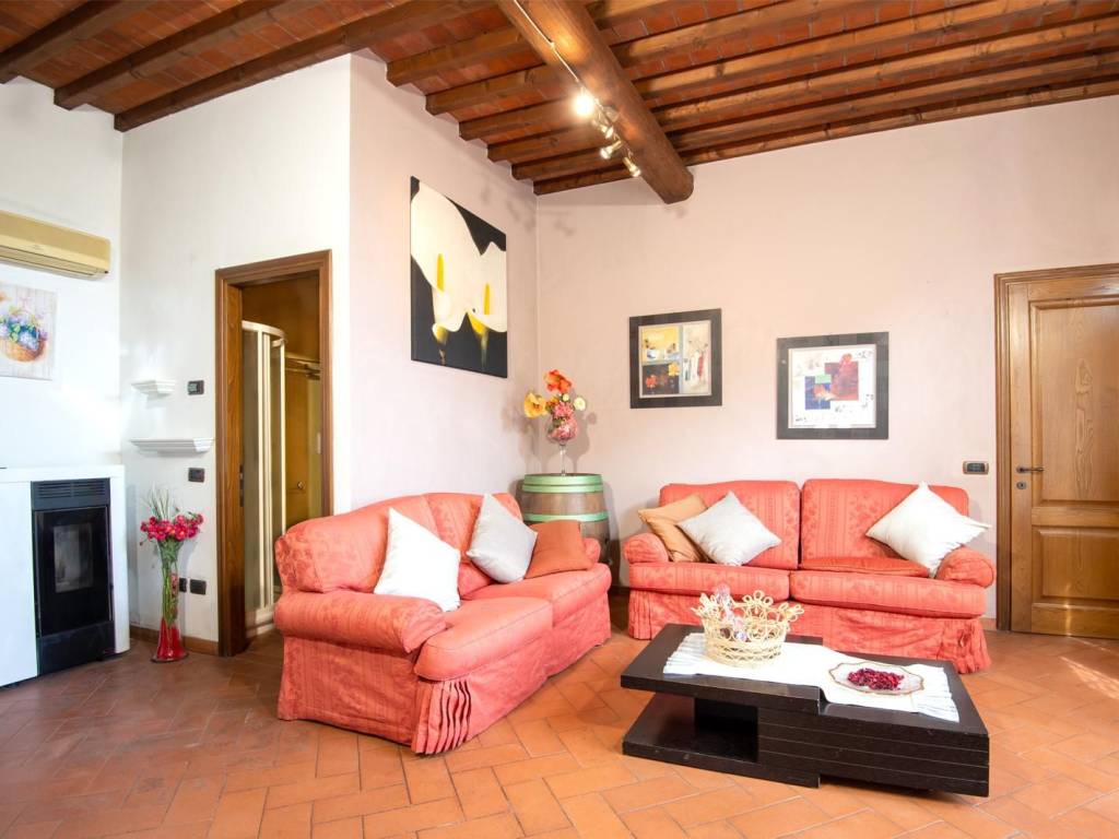 Villa a Terranuova bracciolini in Strada Comunale di Piantravigne - Foto 3