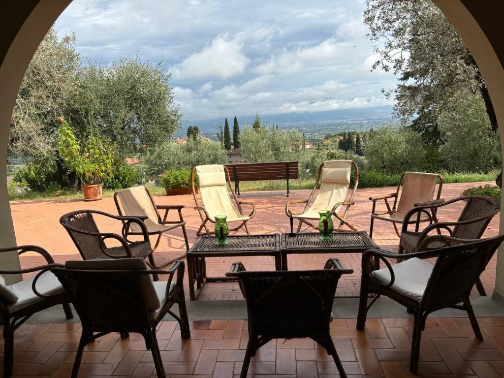 Villa a Quarrata in Via Montemagno - Foto 2