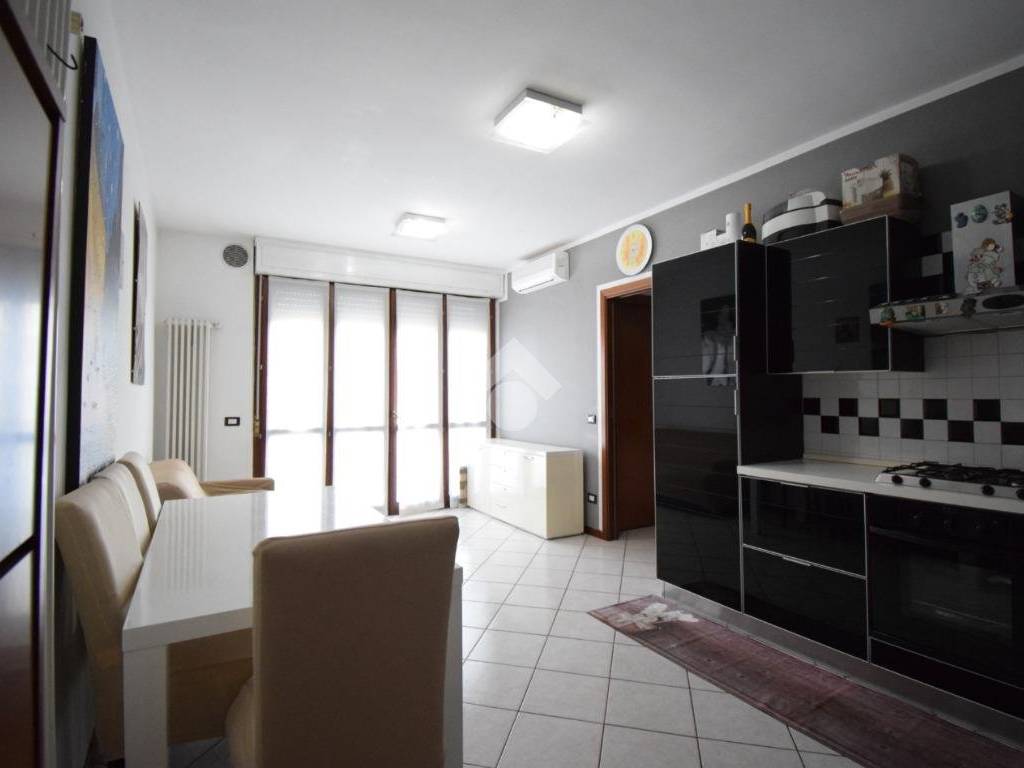 Appartamento a Monza in Via Severino Mercadante - Foto 3