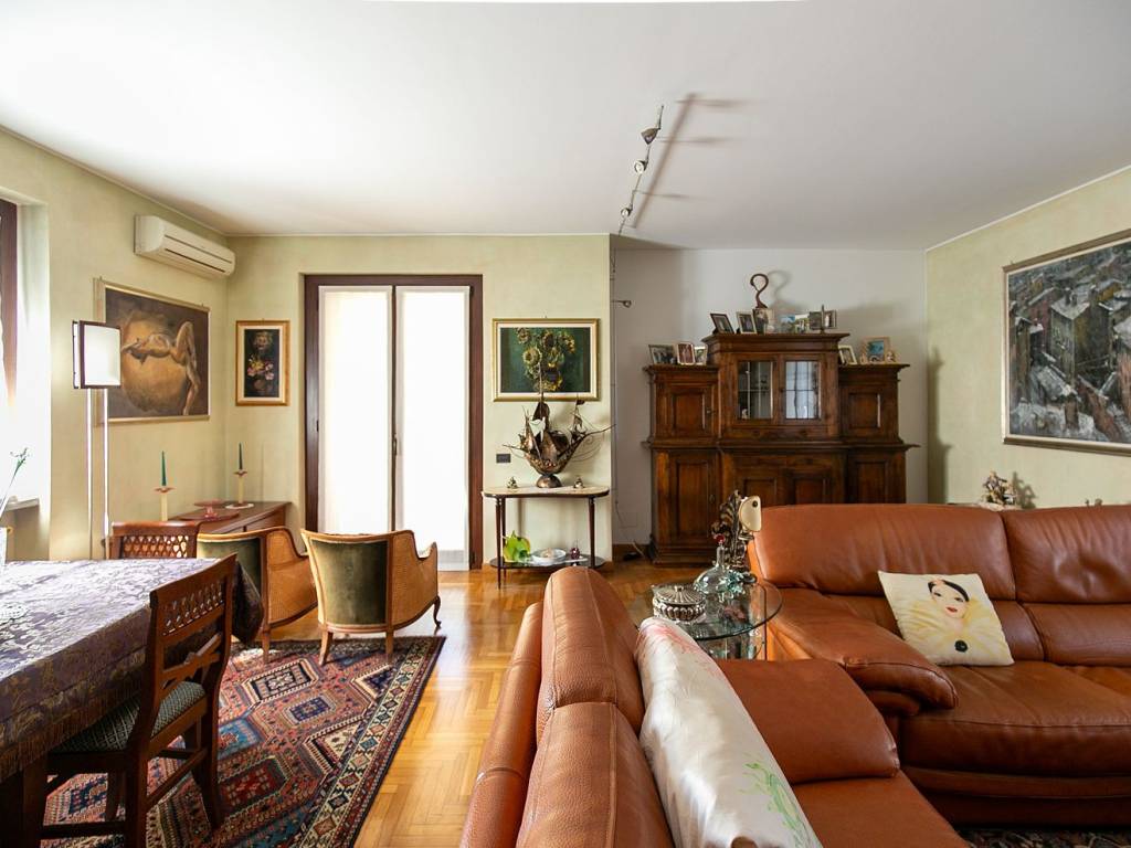 Villa a Saronno in Via San Dalmazio - Foto 5