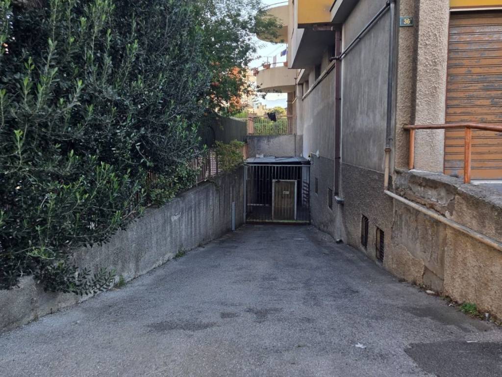 Box / garage a Nocera inferiore in Via Isaia Gabola, 22 - Foto 2