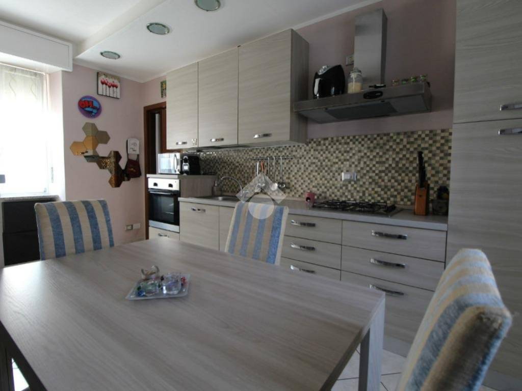 Appartamento a Briosco in Via XI Febbraio, 35 - Foto 5