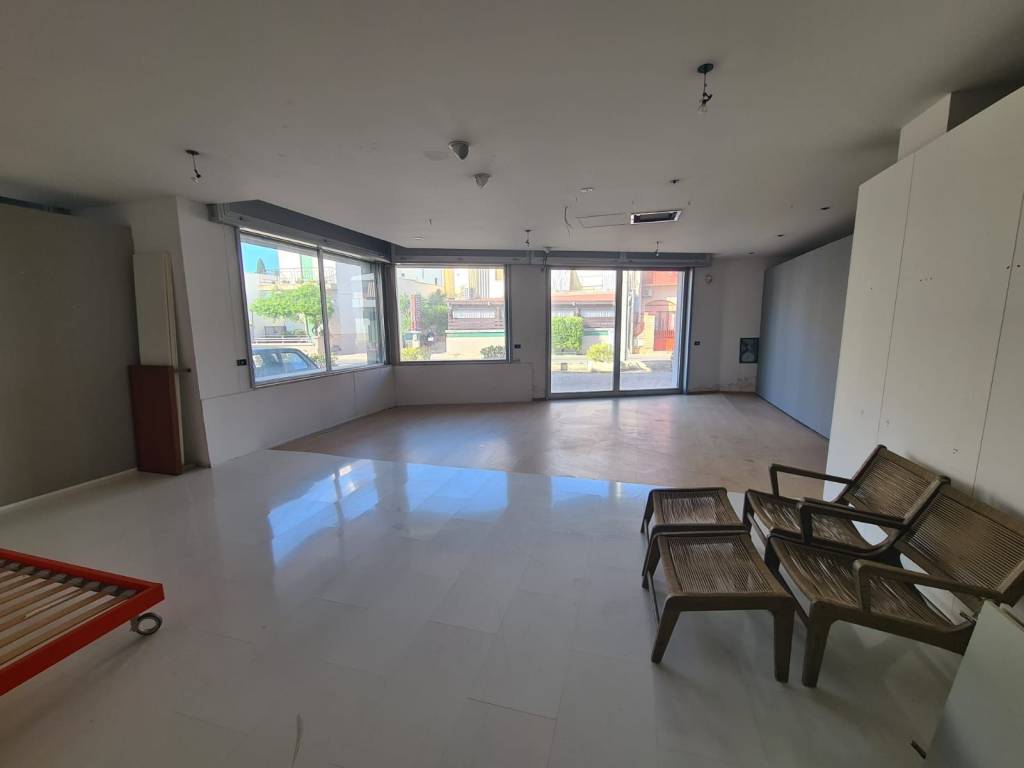 Palazzo / stabile a Tuglie in Corso Cesare Vergine, 37 - Foto 5