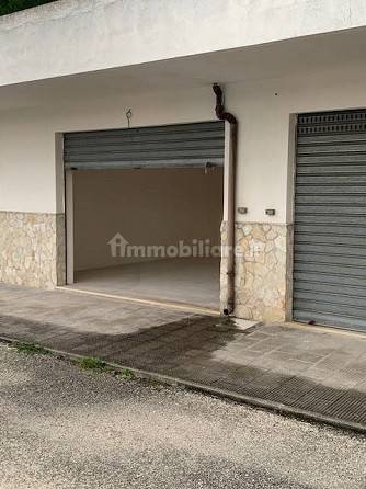 Box / garage a Vieste in Via Giuseppe Verdi - Foto 5