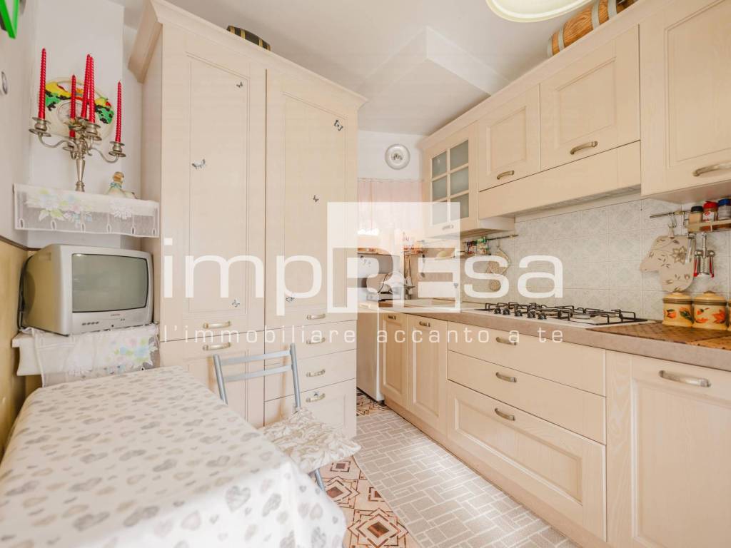 Villa a Vittorio veneto in Via Longhere - Foto 4