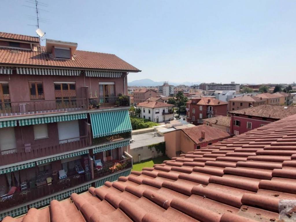 Appartamento a Bergamo in Via Giosuè Carducci - Foto 2