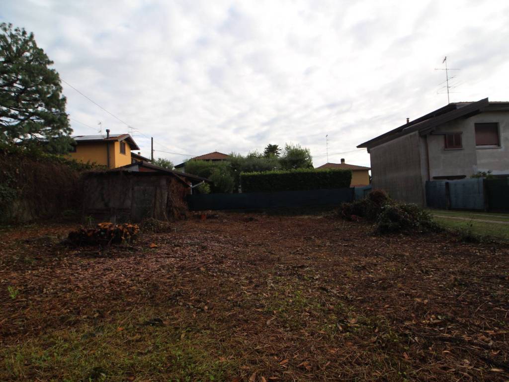 Terreno a Somma lombardo in Via Vecchia Salmorina - Foto 5