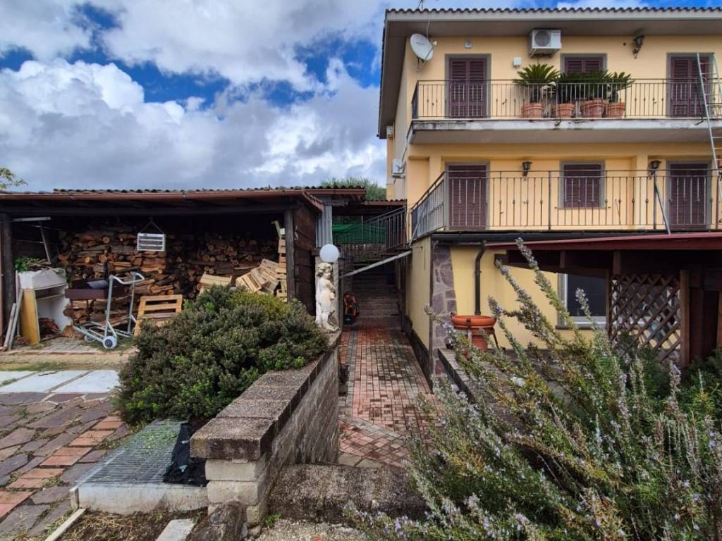 Villa a Genzano di roma in Strada Comunale di Pozzi Bonelli - Foto 3