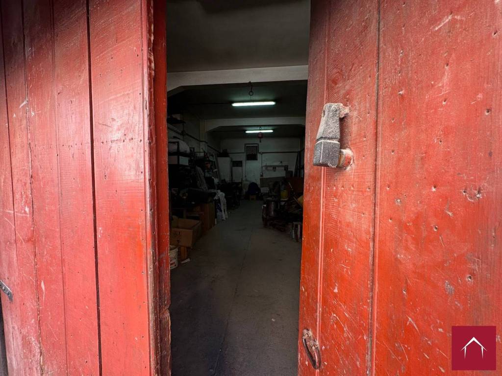 Box / garage a Barletta in Via Adua, 15 - Foto 3