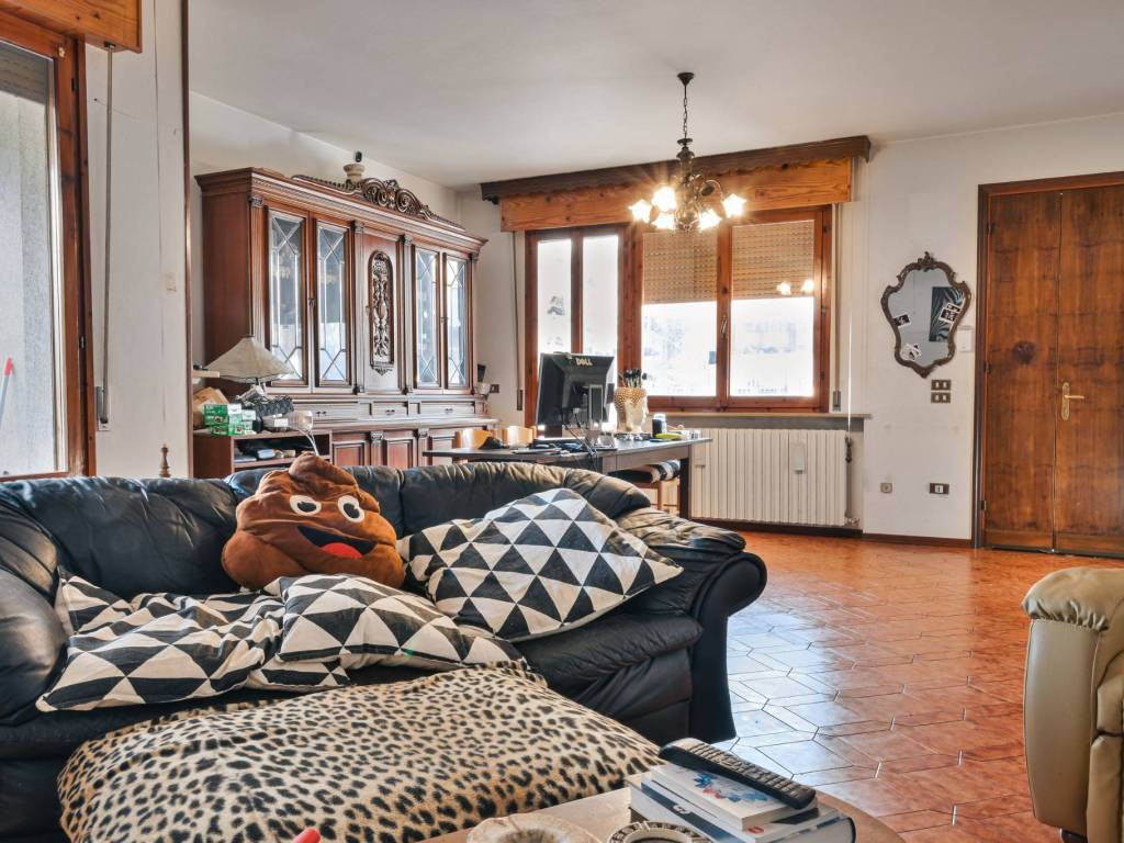 Casa indipendente a Riccione in Viale Chioggia, 5 - Foto 2