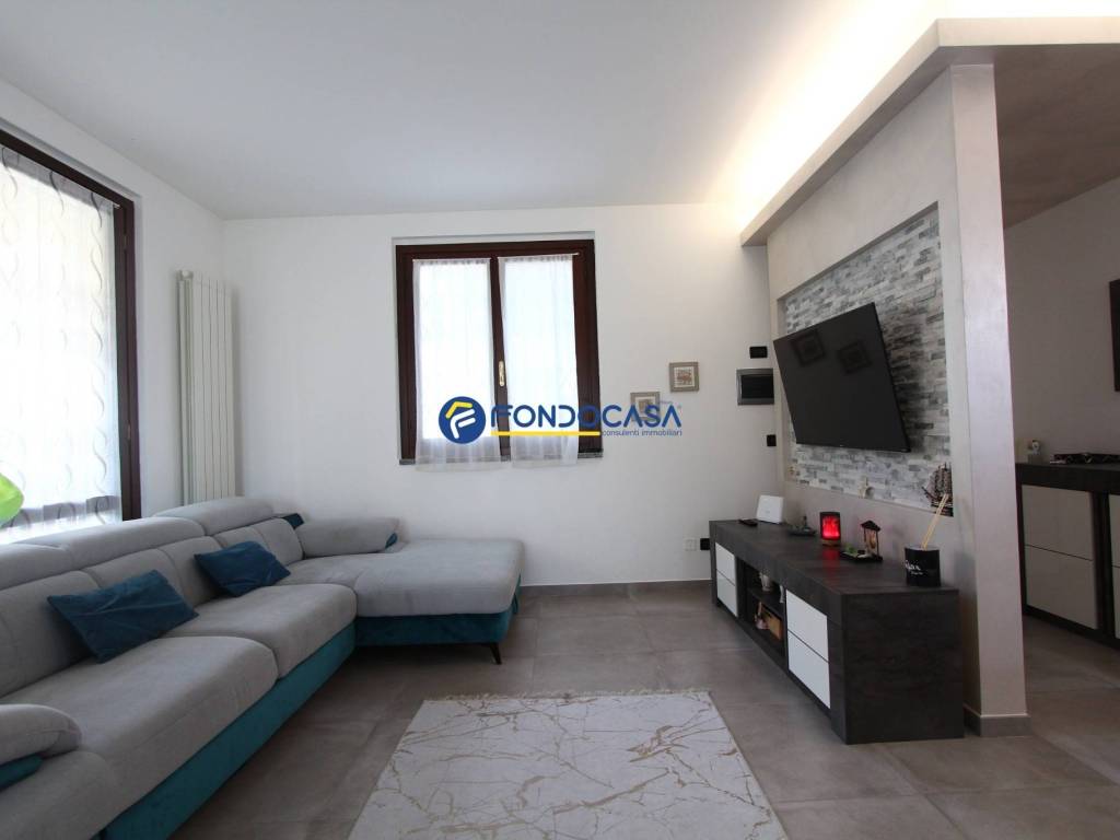 Appartamento a Bernareggio in Via della Pavesa, 6 - Foto 2