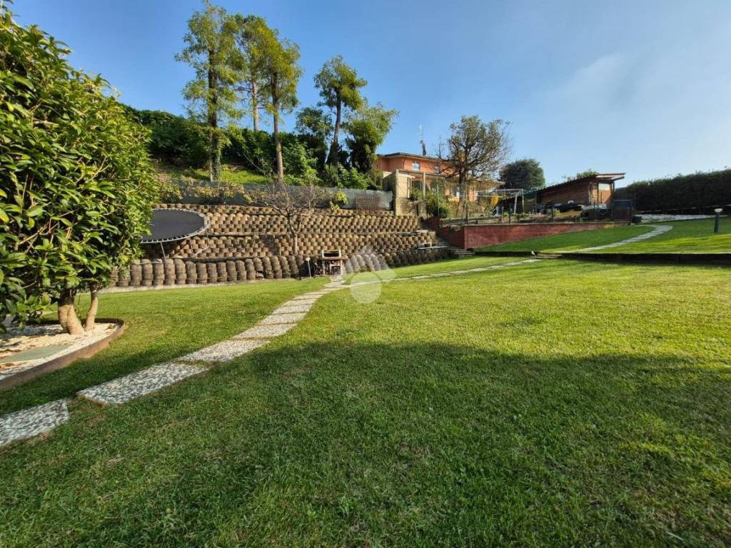 Villa a Carugo in Via Alessandro Volta - Foto 4