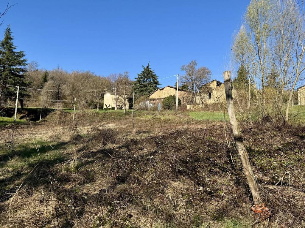 Terreno a Carpineti in Via Cantigalli - Foto 3