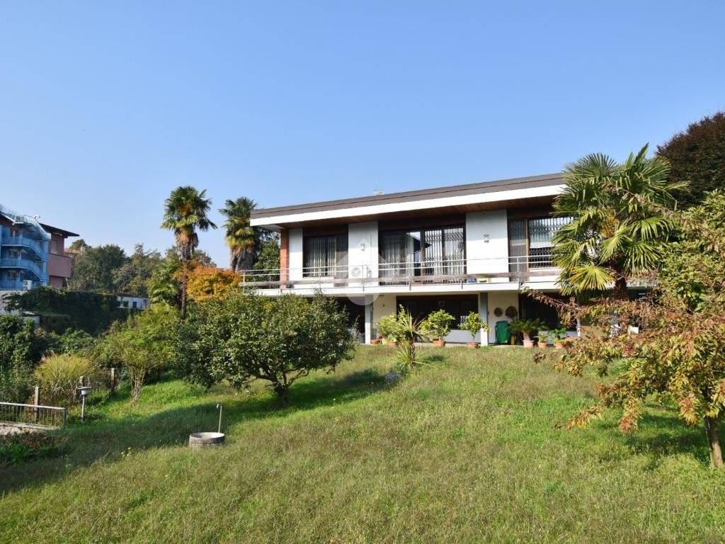 Villa a Ivrea in Via aosta, 22 - Foto 2