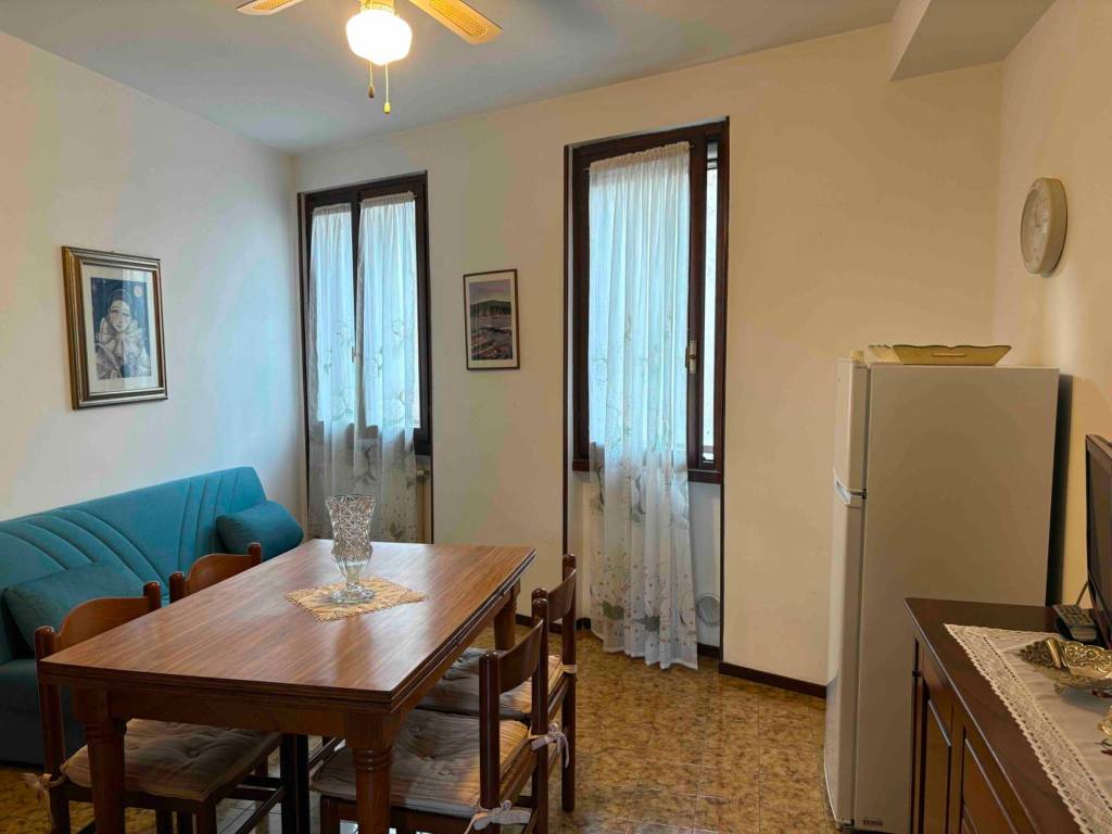 Appartamento a San felice del benaco in Via Giuseppe Garibaldi, 27 - Foto 2