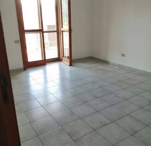 Appartamento a Fisciano in Via Fratelli Napoli 41 - Foto 3