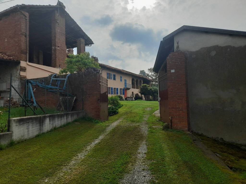 Rustico / casale a Moncucco torinese in Località Barbaso - Foto 3