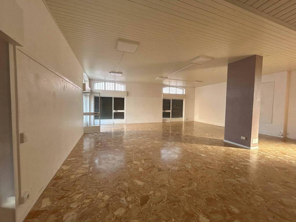 Immobile a Vimercate in Via A. De Gasperi, 13 - Foto 4