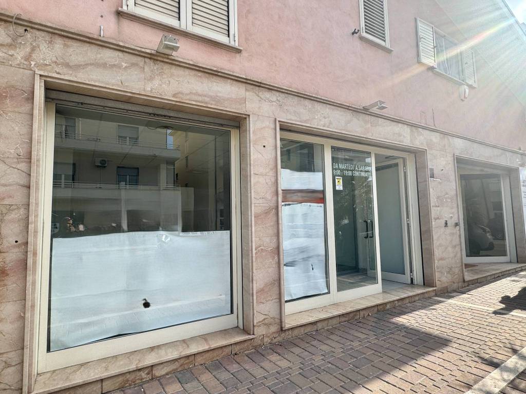 Immobile a Pescara in Viale Guglielmo Marconi, 187 - Foto 2