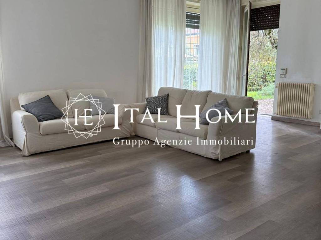 Appartamento a Salò in Viale Marco Enrico Bossi - Foto 2