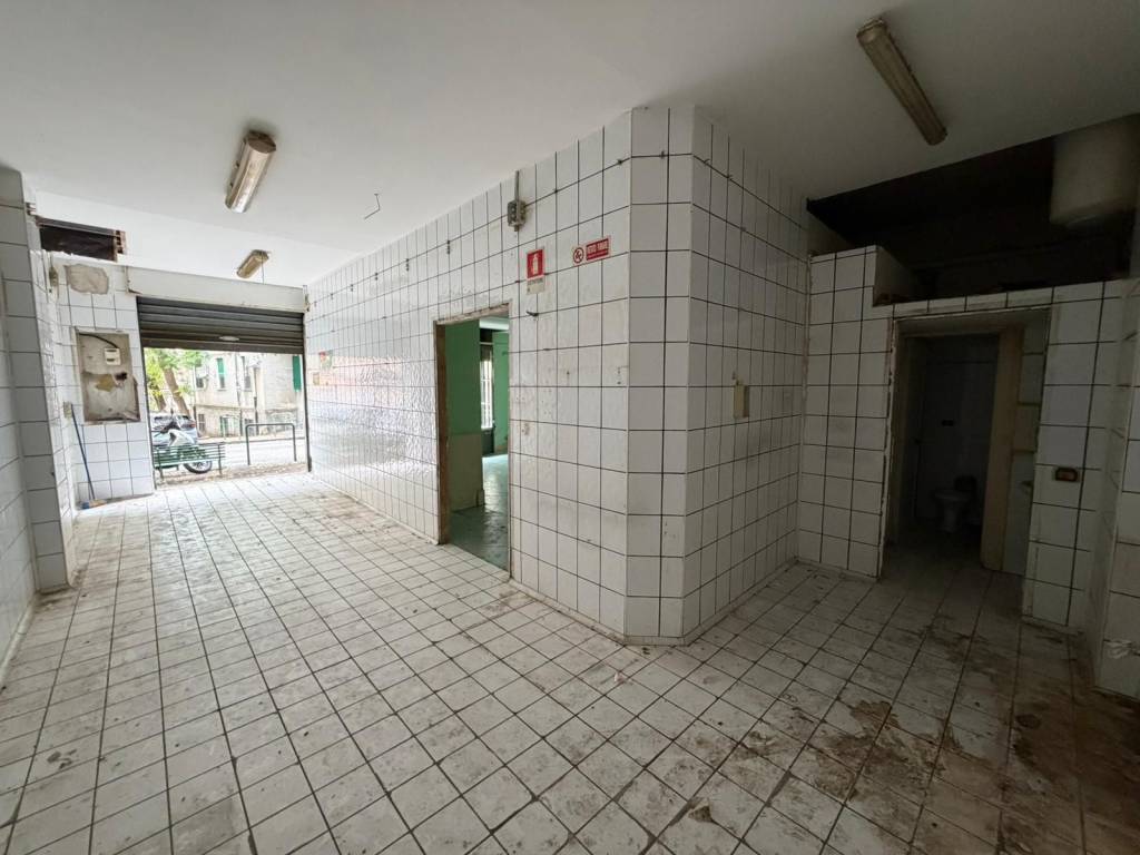 Immobile a Salerno in Via Salvatore Calenda - Foto 2