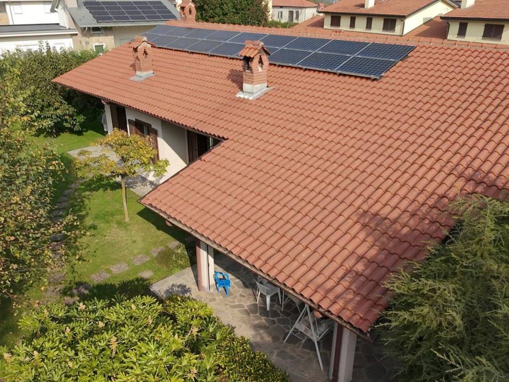 Villa a Barzago in Via John Fitzgerald Kennedy, 2 - Foto 4