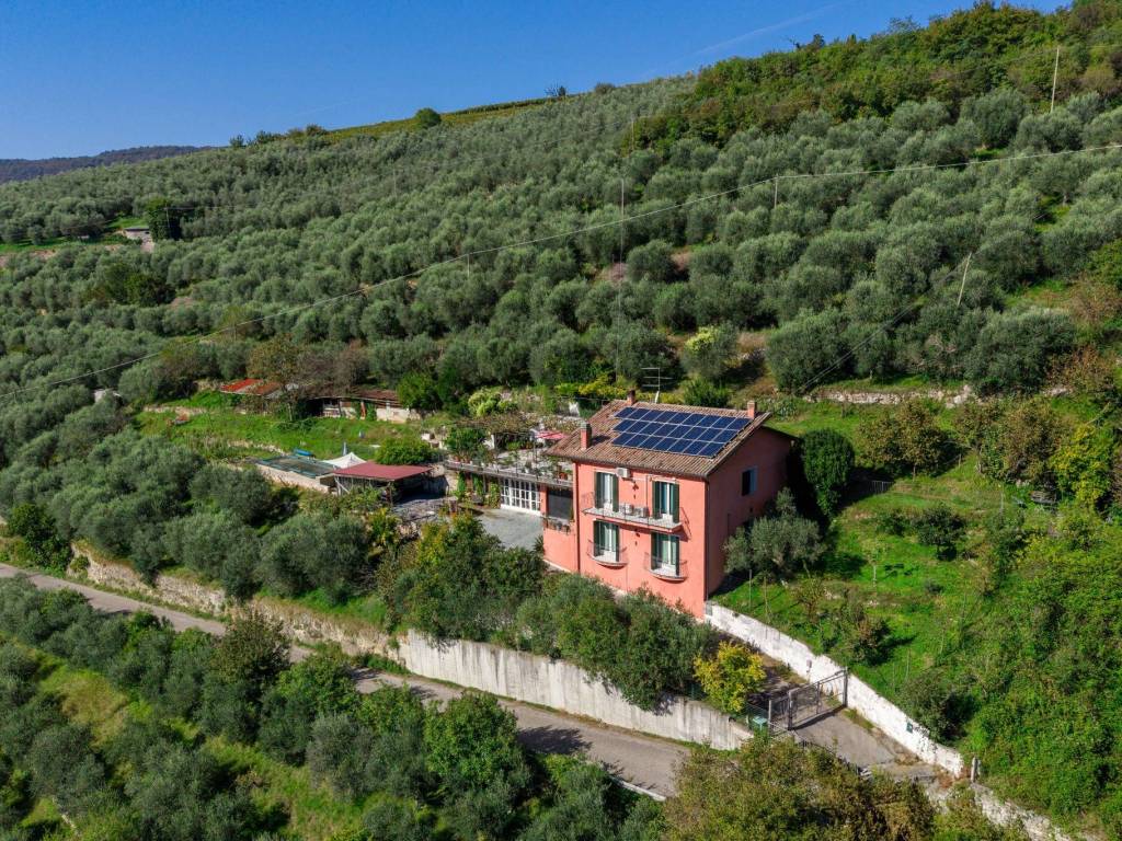 Villa a Grezzana in Via Catena, 26 - Foto 2