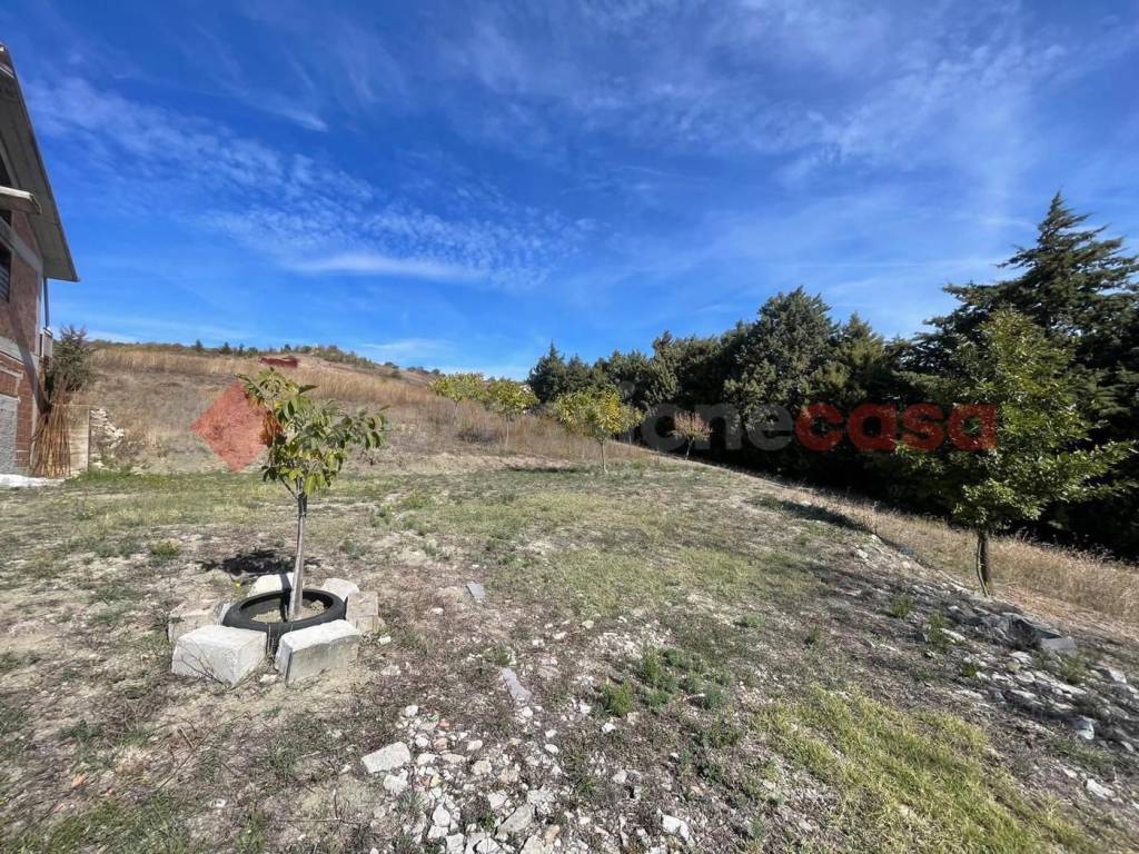 Villa a Potenza in VIA DELLE MATTINE, SNC - Foto 2