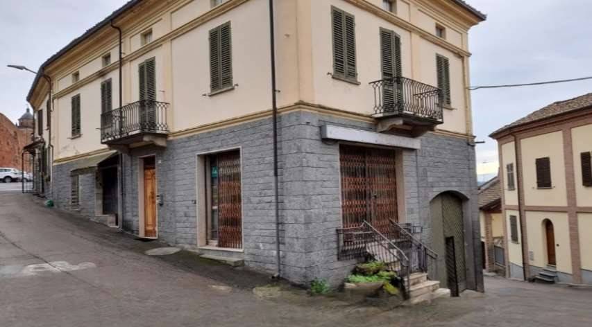 Immobile a Castelnuovo calcea in Piazza Castello - Foto 3