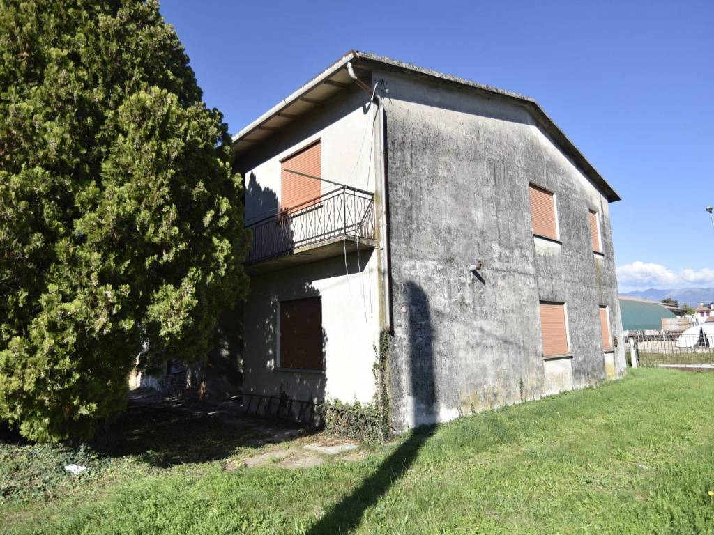 Rustico / casale a Riese pio x in Via Antonio Vivaldi - Foto 3