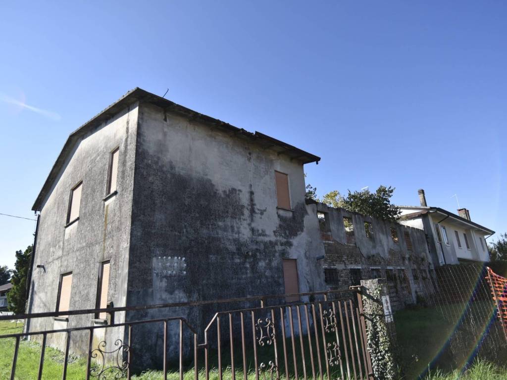 Rustico / casale a Riese pio x in Via Antonio Vivaldi - Foto 4