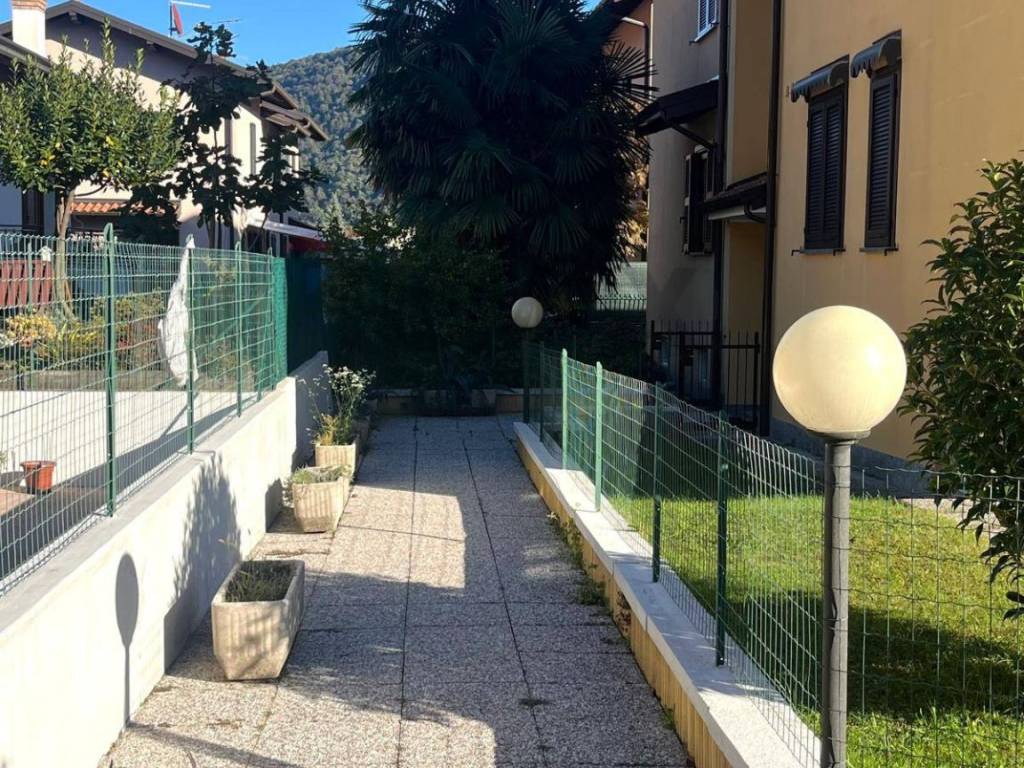 Appartamento a Cuveglio in via Coloder, 5 - Foto 4