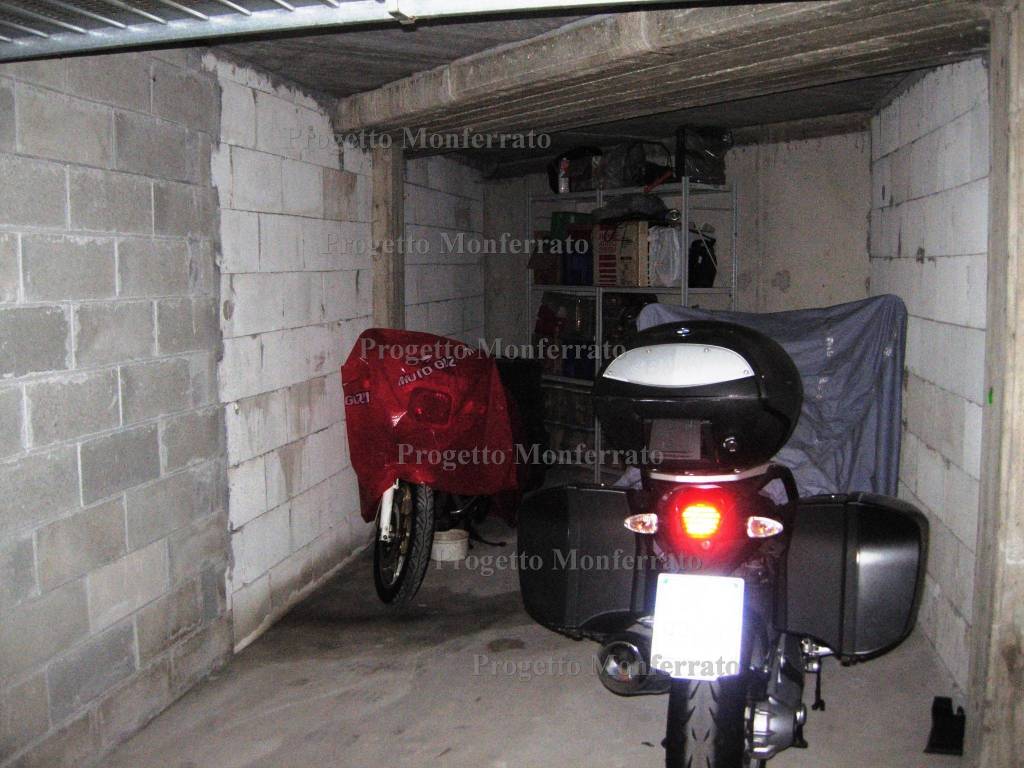 Box / garage a Casale monferrato in Viale Ottavio Marchino, 113 - Foto 5