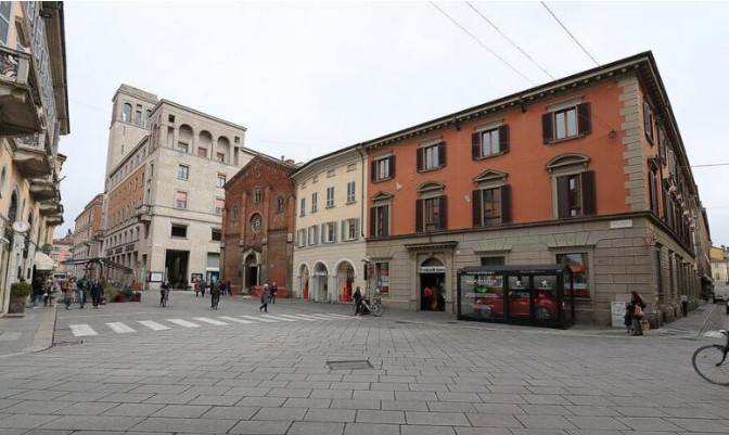 Attivit&agrave; / licenza a Piacenza - Foto 1