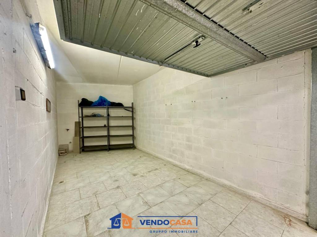 Box / garage a Loano in Via Isonzo - Foto 2