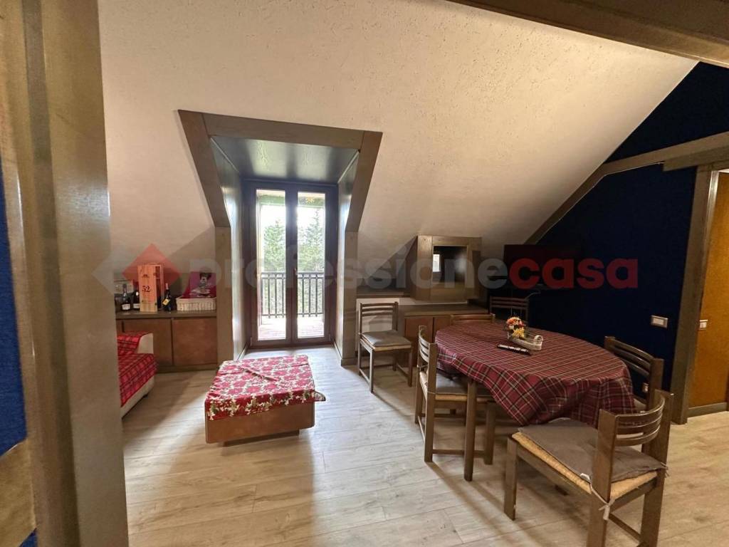 Appartamento a Pescasseroli in Via Colli Bassi - Foto 3