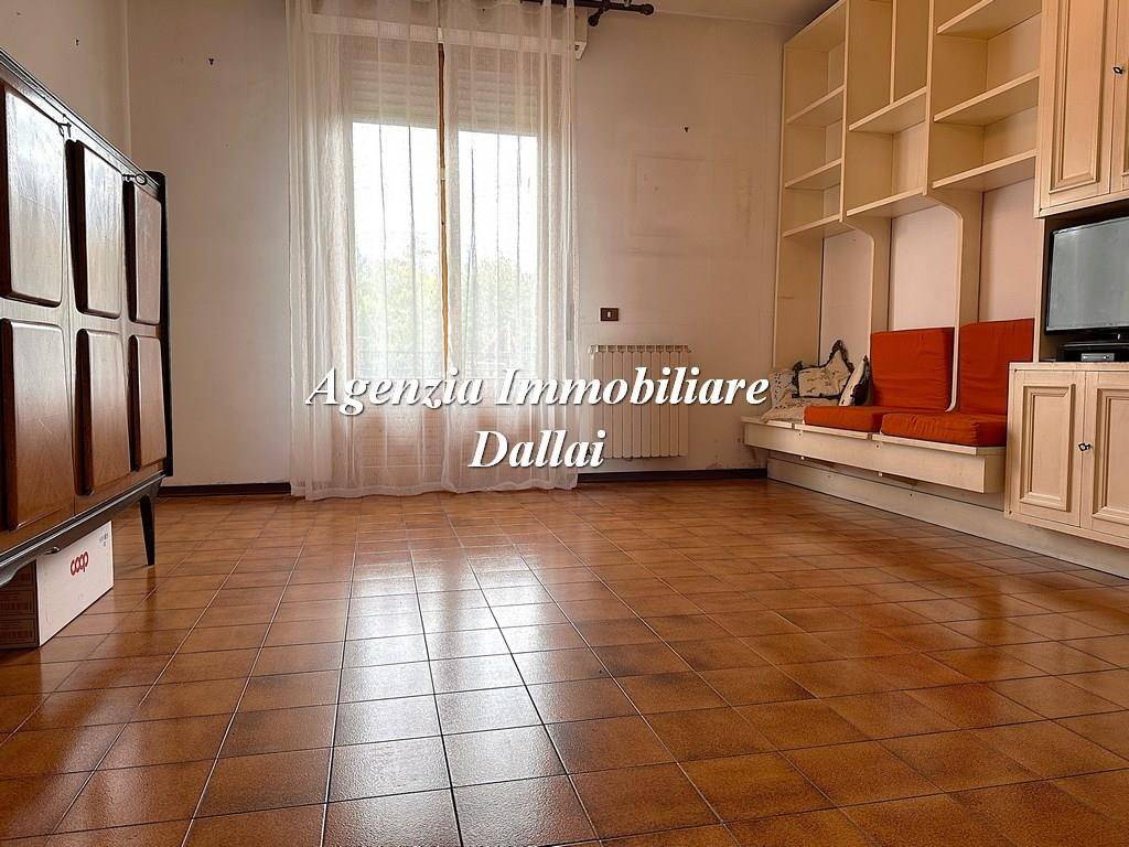 Appartamento a Barberino di mugello in Via San Francesco D'Assisi - Foto 3