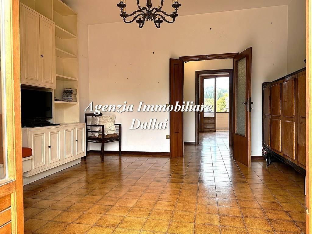 Appartamento a Barberino di mugello in Via San Francesco D'Assisi - Foto 5