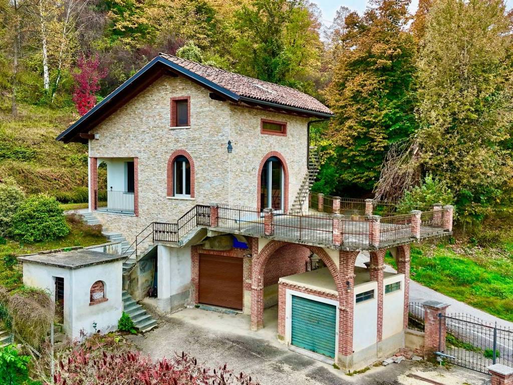 Villa a Canale in Via Valentino, 18 - Foto 2