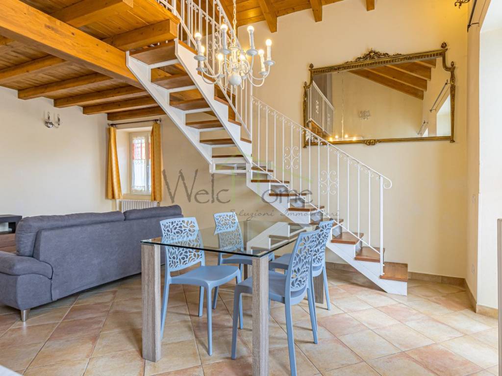 Appartamento a Albavilla in Piazza Roma - Foto 2